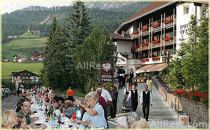 Hotel Tyrol 52